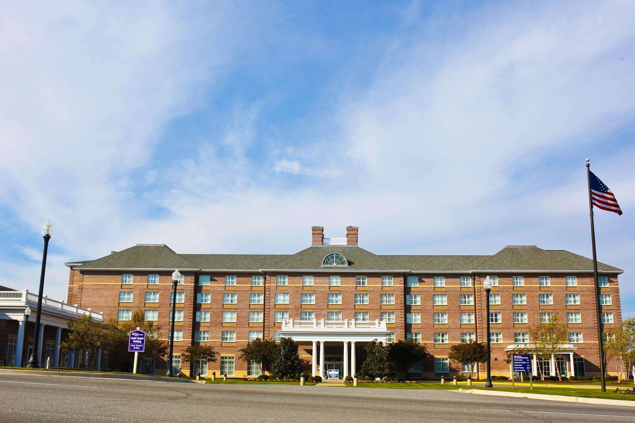 Hilton Garden Inn Suffolk Riverfront Exteriör bild